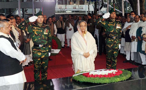Prime minister pays reverence to Bangabandhu 