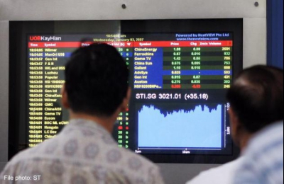 Asia stocks fall as US jobs data spark talk of rate hike