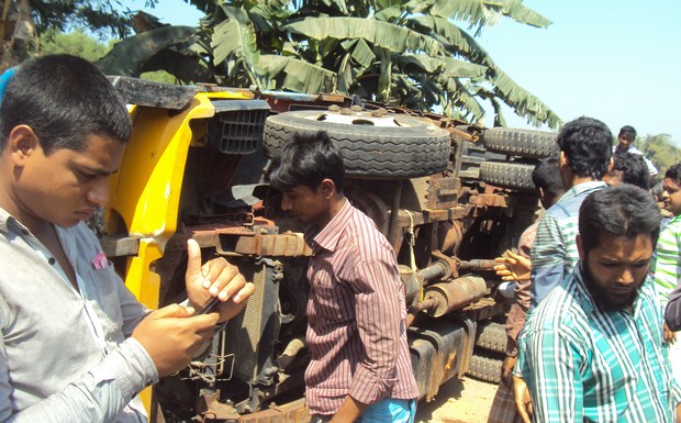 3 dies as train hits truck parked near tracks in Gazipur