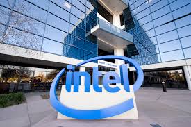 Intel cuts revenue forecast
