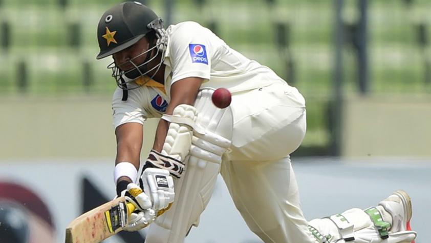 Azhar crosses 150, Pakistan in control