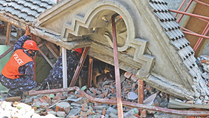 65 killed as strong quake hits Nepal, jolts India and Bangladesh