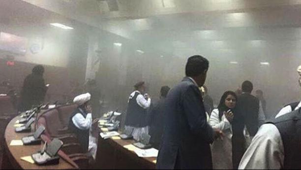 Afghan parlament under attack by Taliban