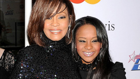 Whitney Houston's daughter  dead at 22