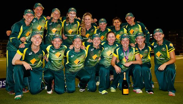 Australia regained the women`s Ashes with a 20-run win over England