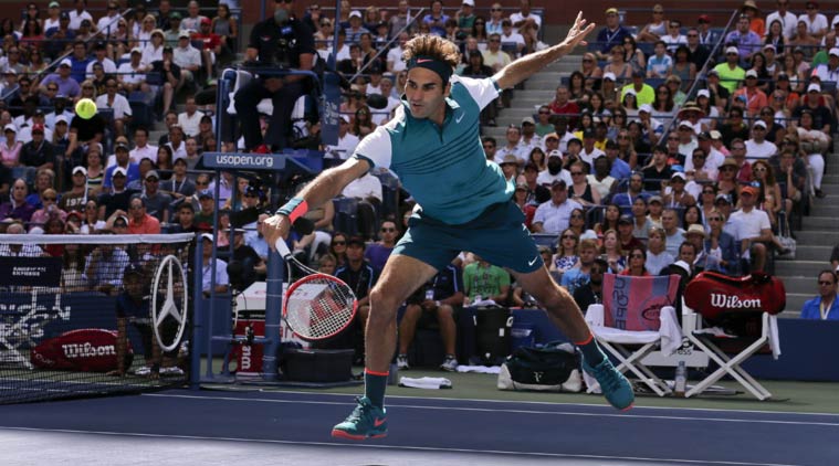 Roger Federer enters  into fourth round