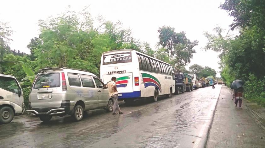 Rain, jam in Bangladesh Eid holidaymakers dissolve the journey home