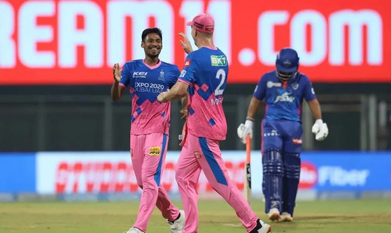 মুস্তাফিজের দলে ভেড়ালো নতুন পেসার,বাদ পড়ছেন যিনি