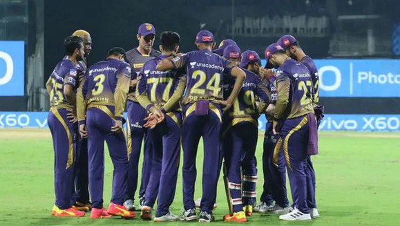 ব্রেকিং নিউজ: করোনায় আক্রান্ত হয়ে মারা গেলেন আইপিএল খেলা তারকা ক্রিকেটার