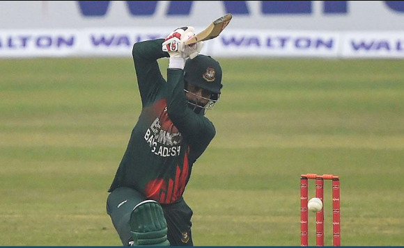 বাংলাদেশের প্রথম ব্যাটসম্যান তামিমের অবিশ্বাস্য নতুন রেকর্ড