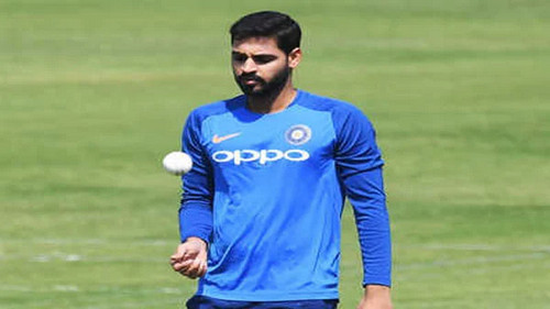রাগে ক্ষোভে অবসরের ঘোষণা দিলেন ভুবনেশ্বর কুমার