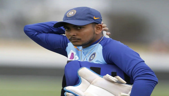ব্রেকিং নিউজ: পুলিশের হাতে প্রেফতার ভারতে তারকা ক্রিকেটার পৃথ্বী শ