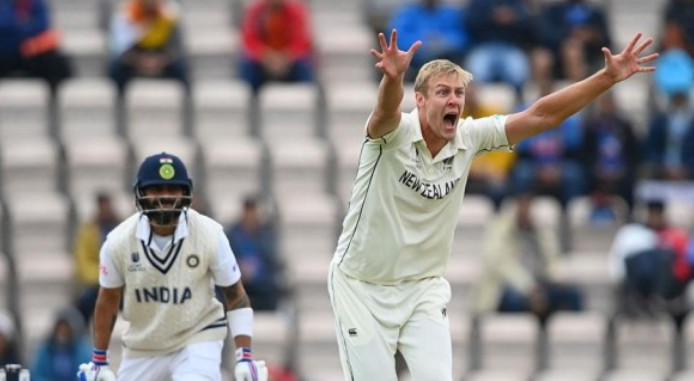 ফাইনালে লজ্জা জনকভাবে অল আউট হয়ে গেলো ভারত