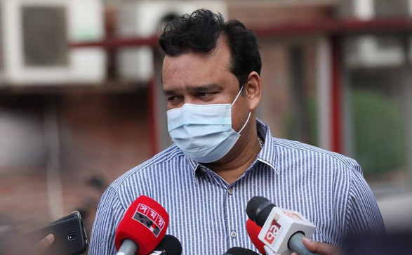 মিডিয়ার ‘ভুল’ ভাঙালেন আকরাম খান