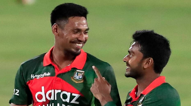 শীর্ষে মুস্তাফিজ, তৃতীয় স্থানে মিরাজ