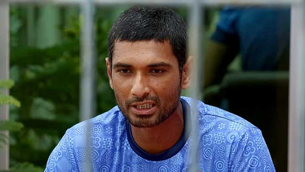 মাহমুদউল্লাহকে নিয়ে সমাজিক যোগাযোগ মাধ্যমে উঠেছে ঝড়