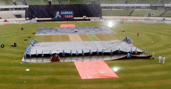 বৃষ্টি থেমেছে, জেনেনিন ম্যাচের সর্বশেষ অবস্থা