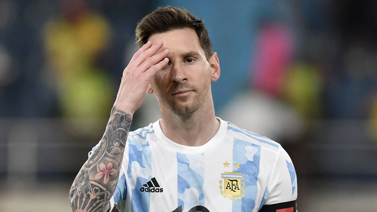 মেসির পিএসজিতে আসার গোপন খবর জানা গেল