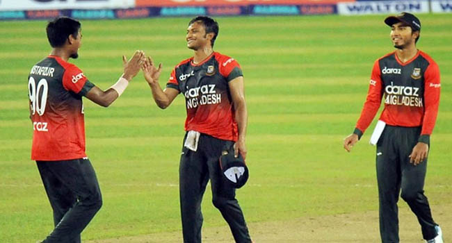 র্যাংকিংয়ে সেরা দশে রয়েছে মোস্তাফিজের নাম দেখেনিন অন্যদের অবস্থান