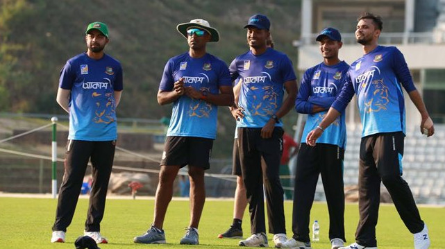 ব্রেকিং নিউজ: সারা দেশে ক্রিকেট মাঠ কিনবে বিসিবি