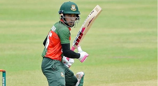 মাত্র ১৩ রানে ৩ উইকেট হারিয়ে বিপদে বাংলাদেশ
