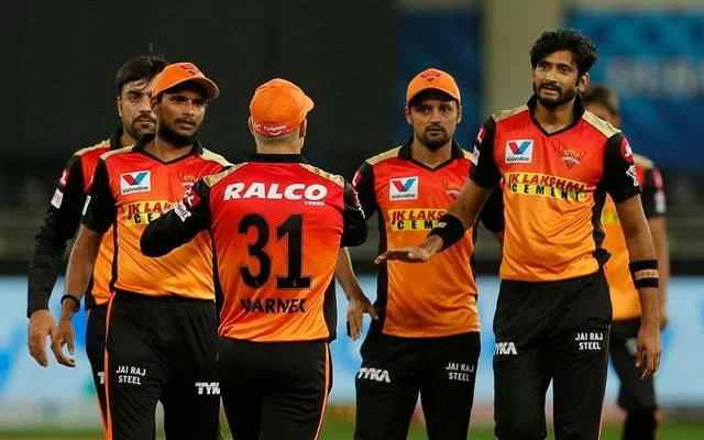 ব্রেকিং নিউজ: আবারও আইপিএলে করোনার হানা