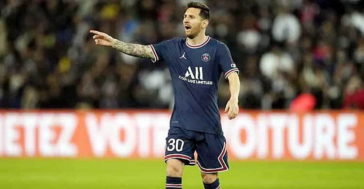 মেসিকে ছাড়াই আবারও মাঠে নামছে পিএসজি