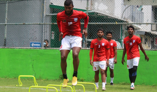 একাদশে দুই পরিবর্তন নিয়ে মালদ্বীপের বিপক্ষে মাঠে নামলো বাংলাদেশ
