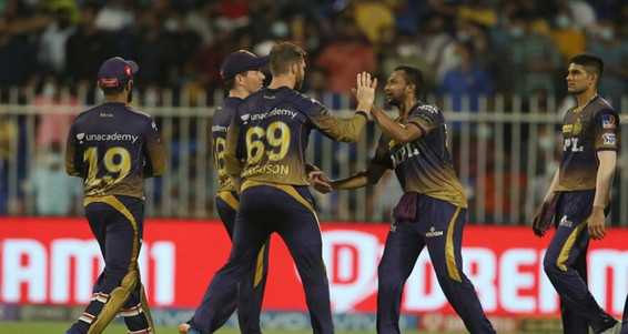 সাকিব ১ ওভারে ১ উইকেট, অধিনায়ক ইয়ন মরগানকে নিয়ে সমালোচনার ঝড়