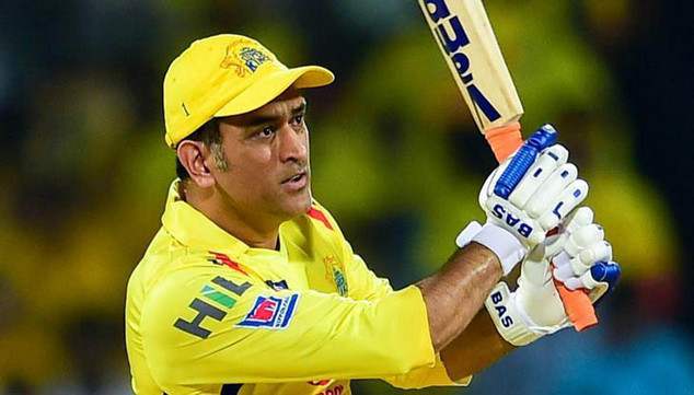 ক্রিকেট ইতিহাসের ১ম ক্রিকেটার হিসেবে ট্রিপুল সেঞ্চুরি করলেন ধোনি