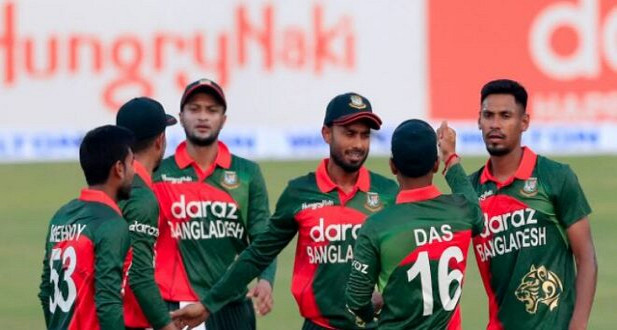 বাংলাদেশকে নিয়ে অবিশ্বাস্য মন্তব্য করলো স্কটল্যান্ড কোচ