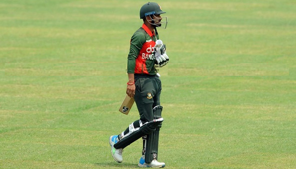 দ্রুতই ফিরলেন সৌম্য ও লিটন, দেখেনিন সর্বশেষ স্কোর
