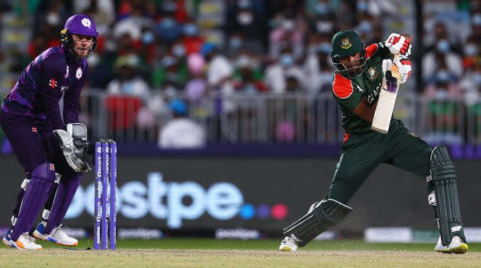শেষ ওভারের নাঠকীয়তাই শেষ হলো বাংলাদেশ বনাম স্কটল্যান্ডের ম্যাচ, দেখেনিন ফলাফল