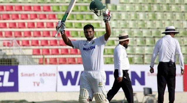 সেঞ্চুরি, সেঞ্চুরি, সেঞ্চুরি, দেখেনিন সর্বশেষ স্কোর