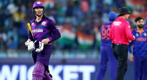জাদেজা-শামিদের তোপে গুটিয়ে গেল স্কটল্যান্ড