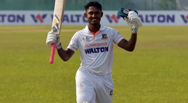চার ছক্কার ঝড়ে জয়ের পর তামিমের সেঞ্চুরি