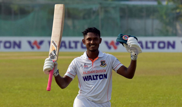 ৬,৬,৪,৪,৬ বিধ্বংসী ব্যাটিংয়ে সেঞ্চুরি তুলে নিলেন তামিম