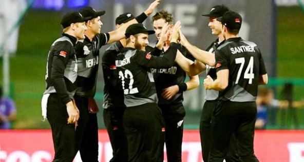 বাটলারের ‘আত্মহত্যা’, বিপদে ইংল্যান্ড, দেখেনিন সর্বশেষ স্কোর