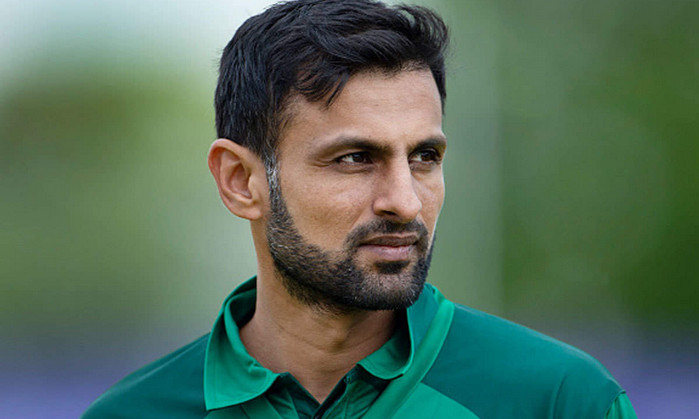 আন্তর্জাতিক ক্রিকেট ক্যারিয়ারের ইতি টানতে চলেছেন শোয়েব মালিক