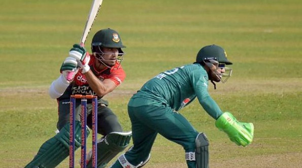 দলকে বিপদে ফেলে আফিফের আত্মহত্যা