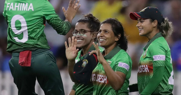 দাপট দেখিয়ে ১৩০ রানের বিশাল জয় তুলে নিলো টাইগ্রেসরা