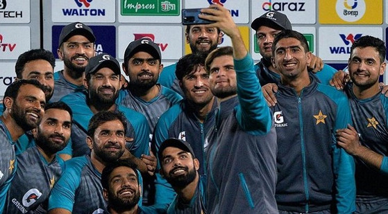 সিরিজ জিতলেও টি-টোয়েন্টি ট্রফি পায়নি পাকিস্তান দল
