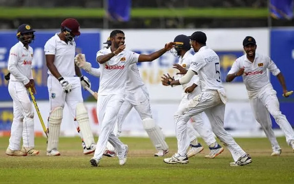 ৬৯ বছর আগের টেস্ট ইতিহাস পাল্টে দিয়ে নতুন ইতিহাস লিখলো শ্রীলঙ্কা-ওয়েস্ট ইন্ডিজ