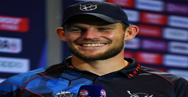 পিএসএল খেলবেন না কামরান আকমল, তার জায়গায় বিনামূল্যে খেলতে চান নামিবিয়ার অধিনায়ক