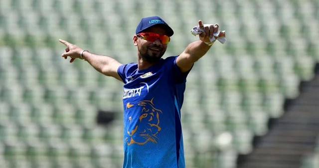 ব্রেকিং নিউজ: মাশরাফিকে দলে নেওয়ার চেষ্টায় সিলেট