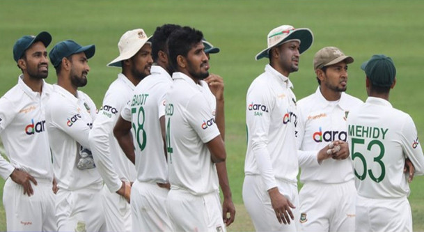 টেস্টে উন্নতি করছে বাংলাদেশ