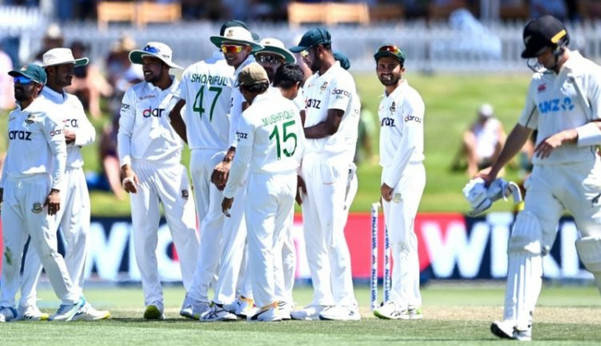 সেয়ানে সেয়ানে লড়াই শেষ হলো বাংলাদেশ বনাম নিউজিল্যান্ডের মধ্যকার ১ম দিনের খেলা