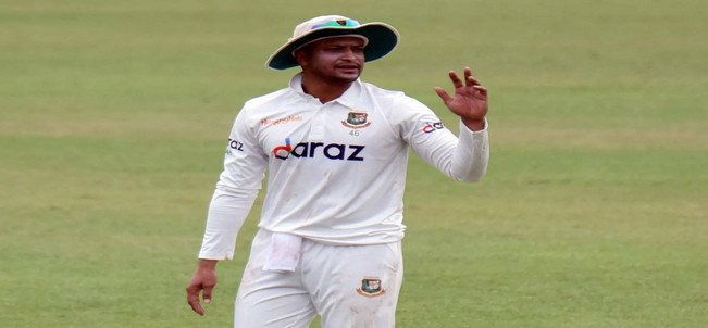 আমরা ৪-৫ জন ছাড়া খেলোয়াড় নেই, এটা ভুল প্রমাণিত হল : সাকিব
