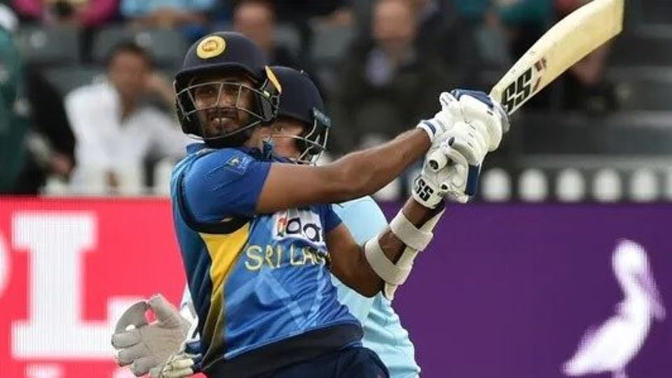 শানাকার সেঞ্চুরির পরও অবিশ্বাস্য কান্ড ঘটালো শ্রীলংকা
