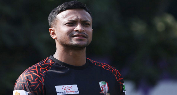 লো-স্কোরিং উইকেট নিয়ে ভয় পাচ্ছেন সাকিব